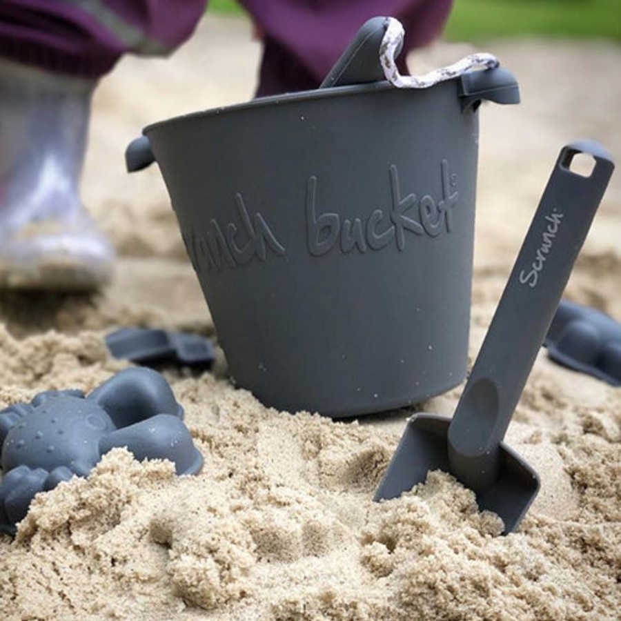 Toys Bigjigs Toys Gifts Under £25 | Scrunch Spade Anthracite Grey